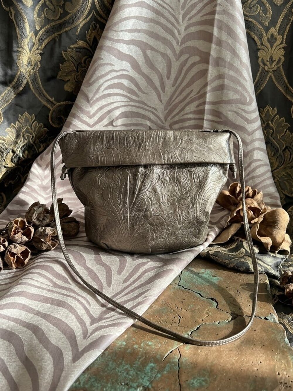 VINTAGE bronze shoulder/crossbody